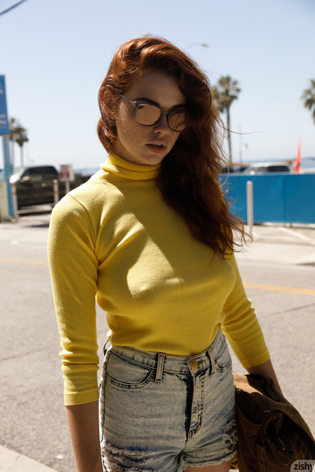Sabrina Lynn
