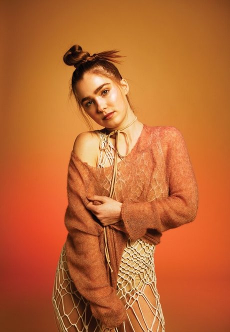 Haley Lu Richardson