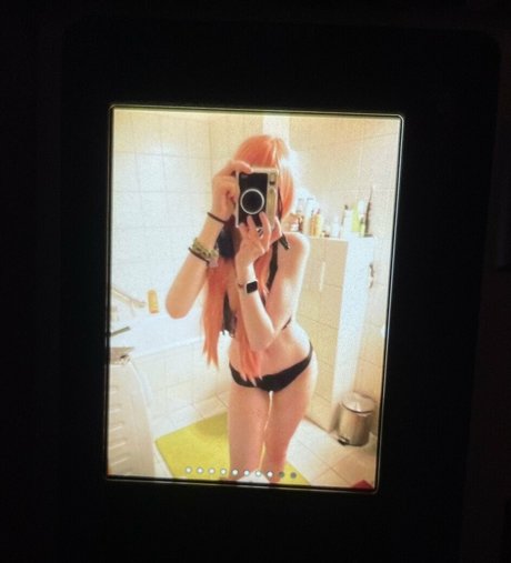 Foto di nudo di fuga di OnlyFans di Spicywolfy