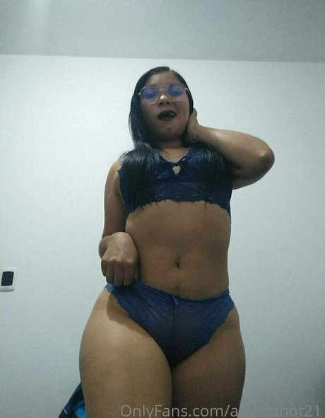 Angelahot21