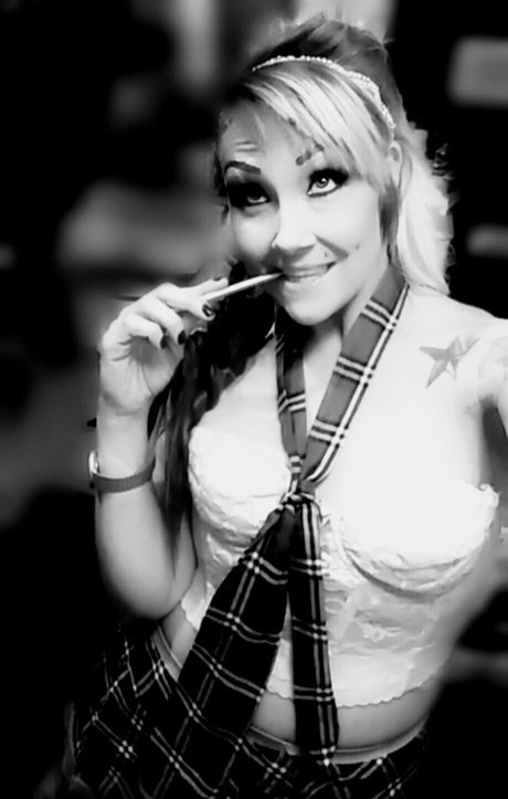 Sinssexytattoosntitties