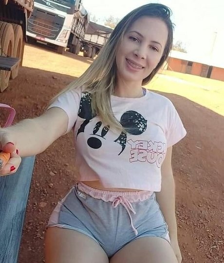 Aline Fuchter Ouriques