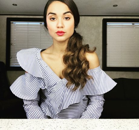 Summer Bishil