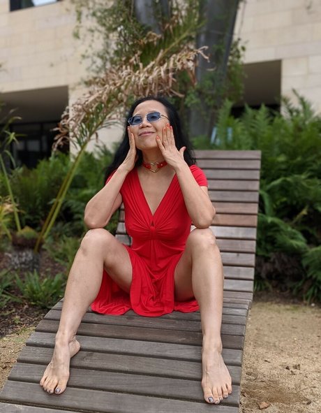 Foto di nudo di fuga di OnlyFans di Planet Qun