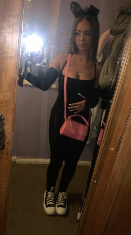 Foto di nudo di fuga di OnlyFans di Lunaandersonn