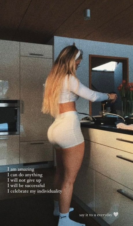 Foto di nudo di fuga di OnlyFans di Hannabaumnn