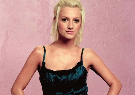 Ashlee Nicole Simpson