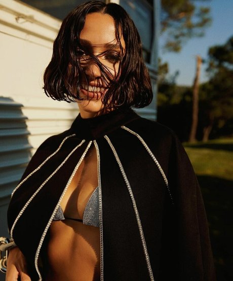 Foto di nudo di fuga di OnlyFans di Zeynep Bastik