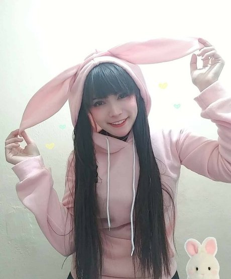 Foto di nudo di fuga di OnlyFans di Hato Joestar