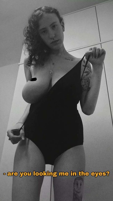 Foto di nudo di fuga di OnlyFans di Yasmin Avrahami