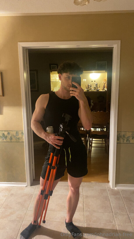 Foto di nudo di fuga di OnlyFans di Johnadrian Free