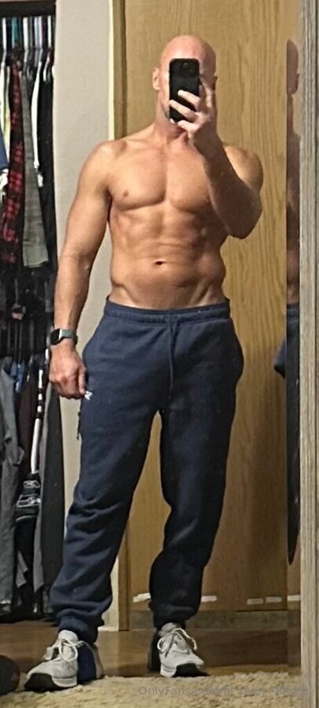 The Naked Trainer Free