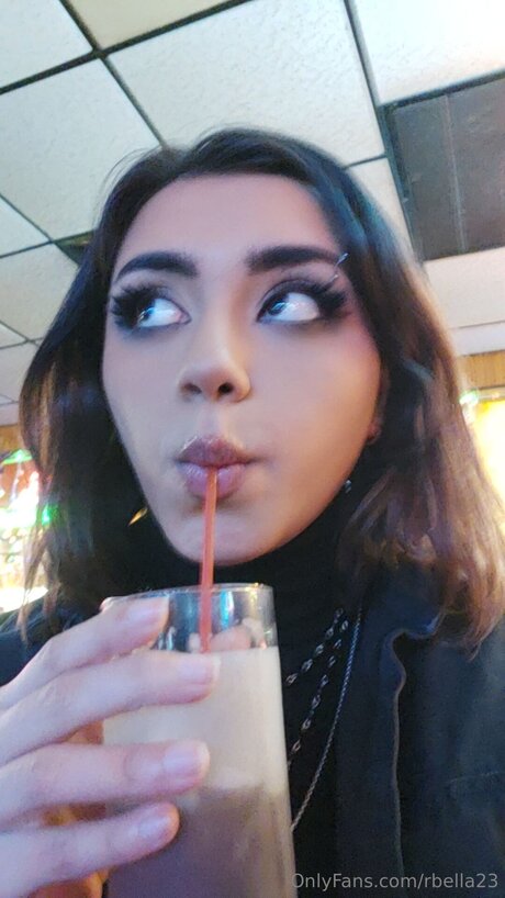 Rbella23