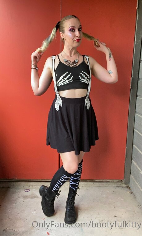 Bootyfulkitty
