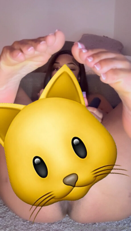 Foto di nudo di fuga di OnlyFans di Mirajexx