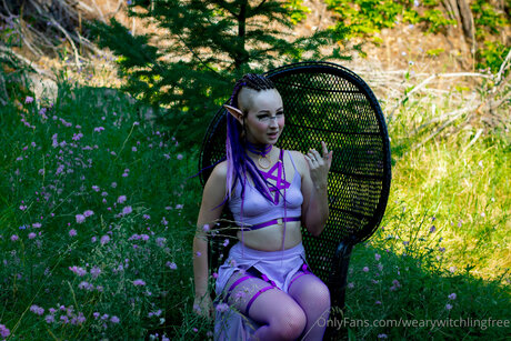Wearywitchlingfree