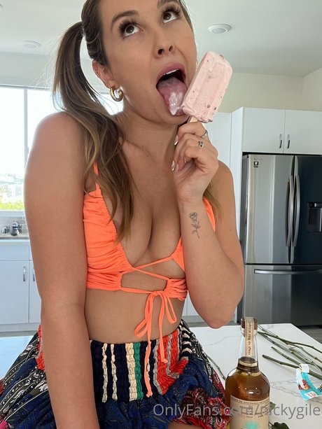 Nicky Gile