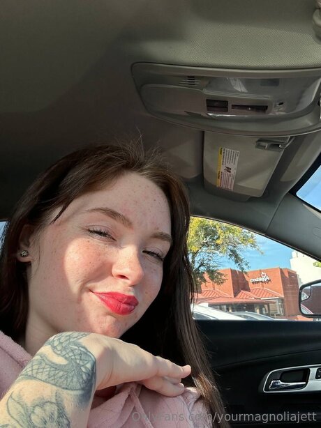 Yourmagnoliajett