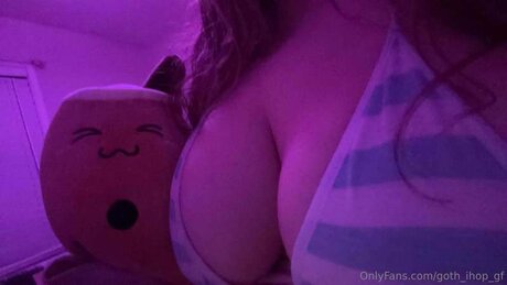 Goth Ihop Gf
