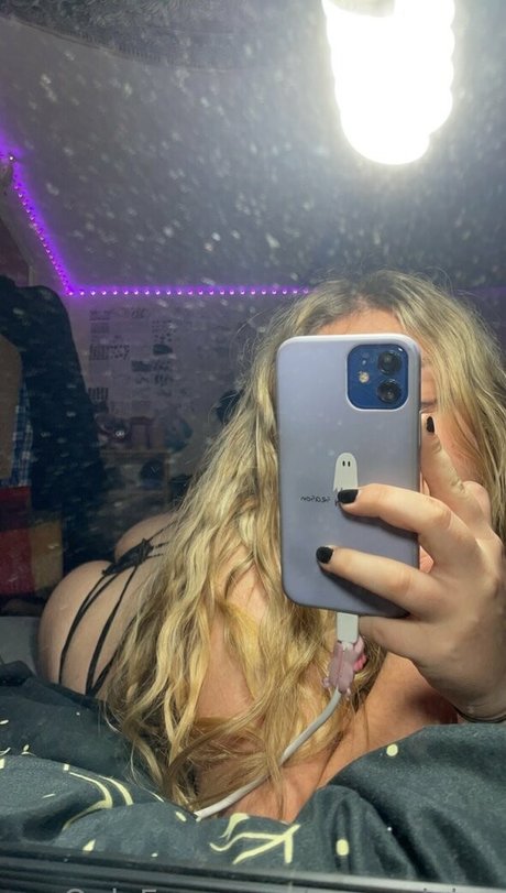 Foto di nudo di fuga di OnlyFans di Zoemalvina