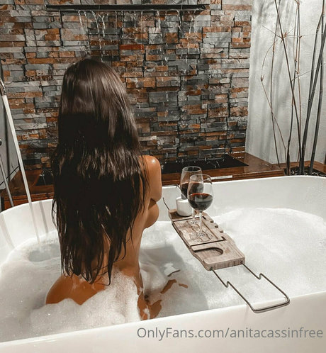 Anitacassinfree