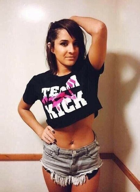 Dakota Kai