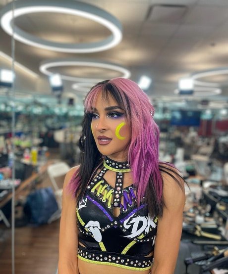 Dakota Kai