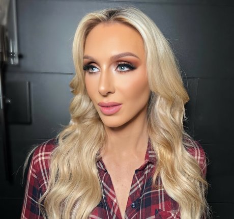 Charlotte Flair