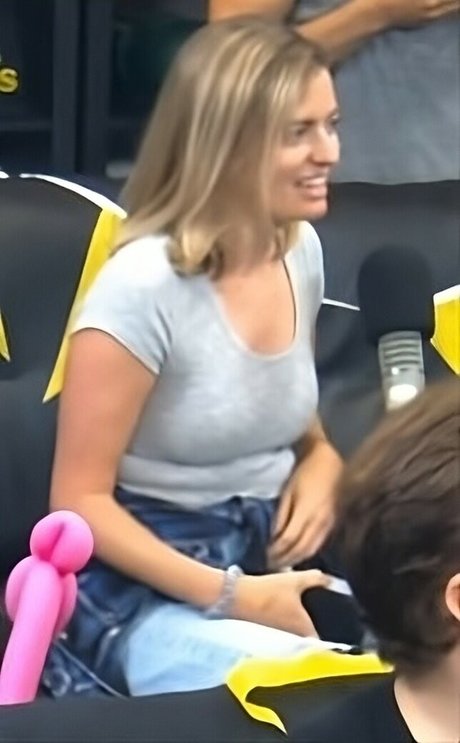 Elyse Willems