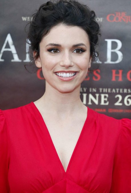 Grace Caroline Currey