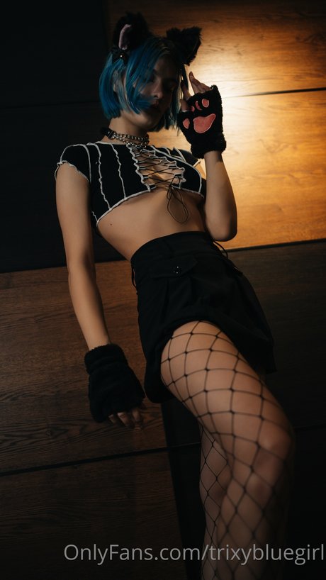 Trixy Blue