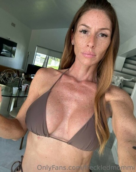 Freckledmommi