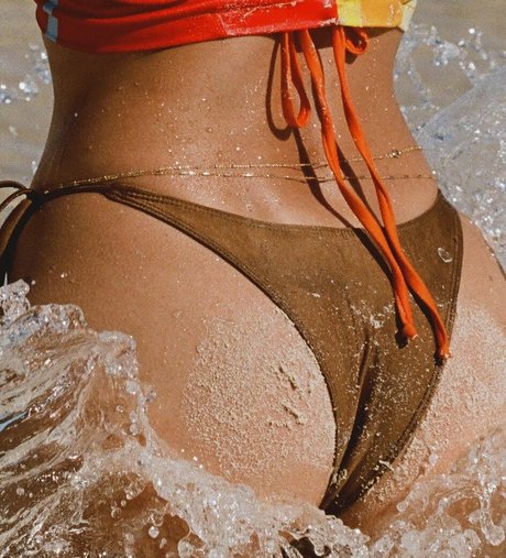 Hailey Baldwin Bieber