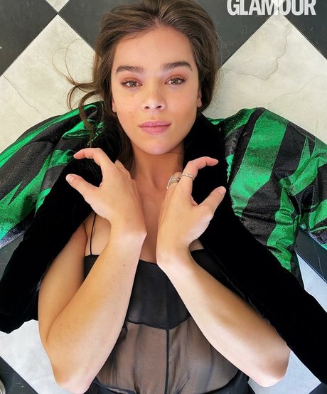 Hailee Steinfeld