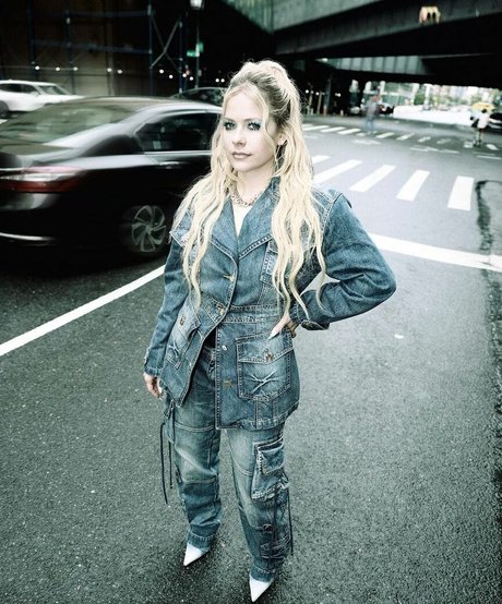 Avril Lavigne