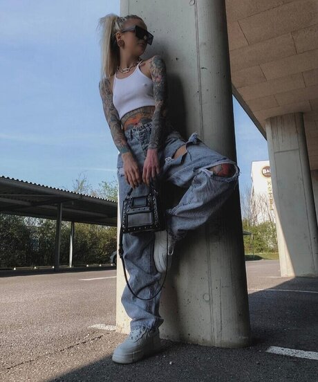 Foto di nudo di fuga di OnlyFans di Carinamthrfckr