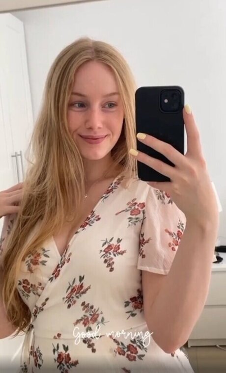 Nadine Von Relaxasmr