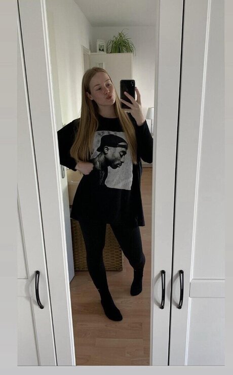 Nadine Von Relaxasmr