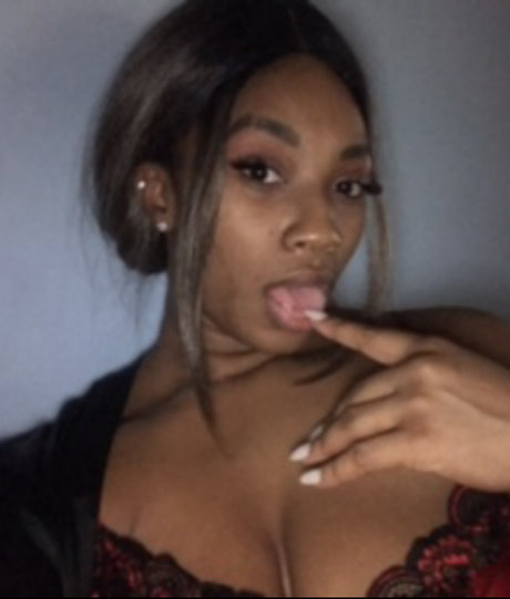 Foto di nudo di fuga di OnlyFans di Lamour