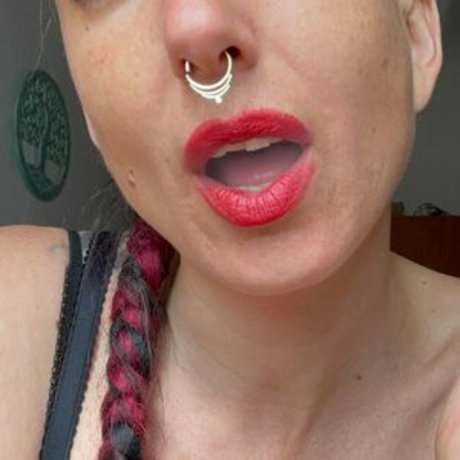 Foto di nudo di fuga di OnlyFans di Gypsymayafree