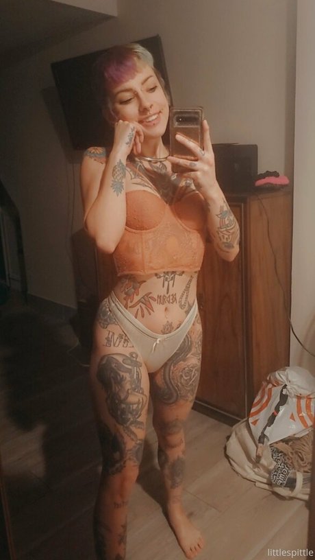 Foto di nudo di fuga di OnlyFans di Littlespittle