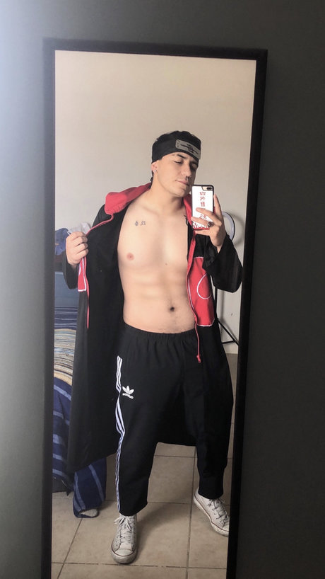 Foto di nudo di fuga di OnlyFans di Hokage Senpai