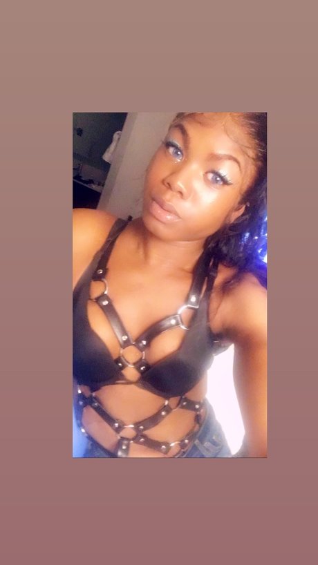 Foto di nudo di fuga di OnlyFans di Babekakes