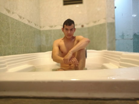 Foto di nudo di fuga di OnlyFans di Mike O