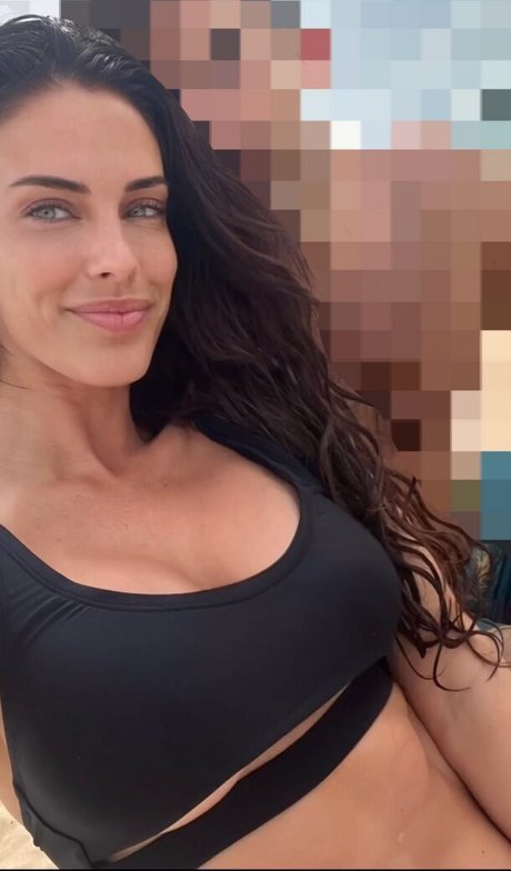 Jessica Lowndes
