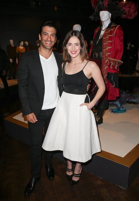 Elizabeth Henstridge