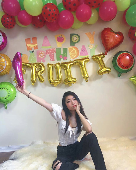 Foto di nudo di fuga di OnlyFans di Fruitypoppin