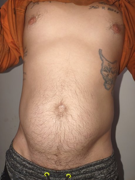 Foto di nudo di fuga di OnlyFans di Justin