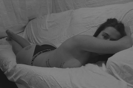 Foto di nudo di fuga di OnlyFans di Megan