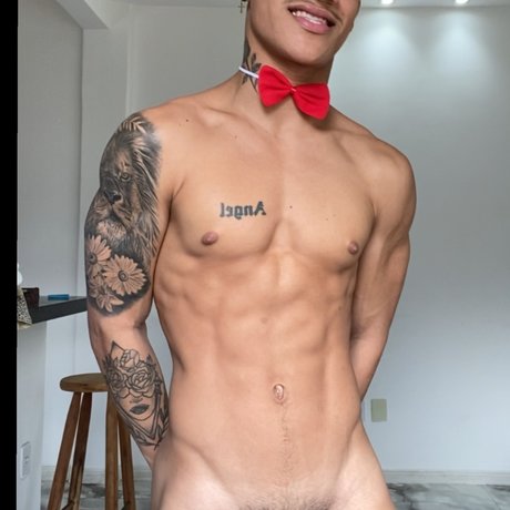 Foto di nudo di fuga di OnlyFans di Henrique Silva